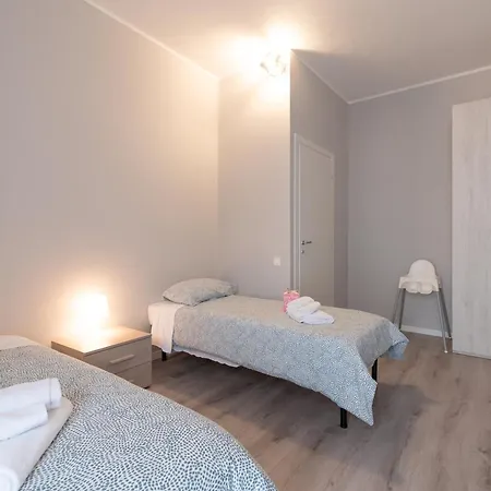 Trilocale Ospedale Civile 7 _ F&l Apartment *