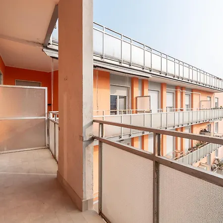 Διαμέρισμα Trilocale Ospedale Civile 7 _ F&l