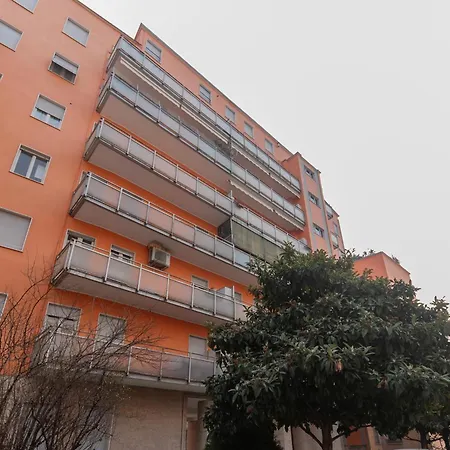 Trilocale Ospedale Civile 7 _ F&l Apartament *