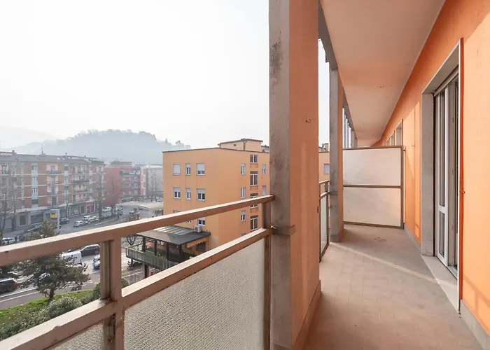 Trilocale Ospedale Civile 7 _ F&l Apartament *